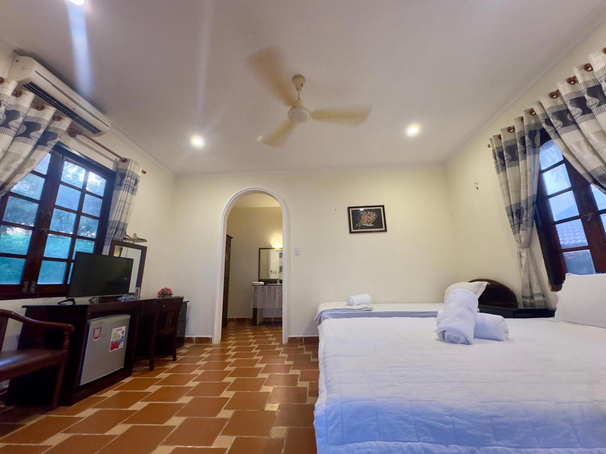 Blue Sailing Resort - Canh Buom Xanh Xom Tram Εξωτερικό φωτογραφία