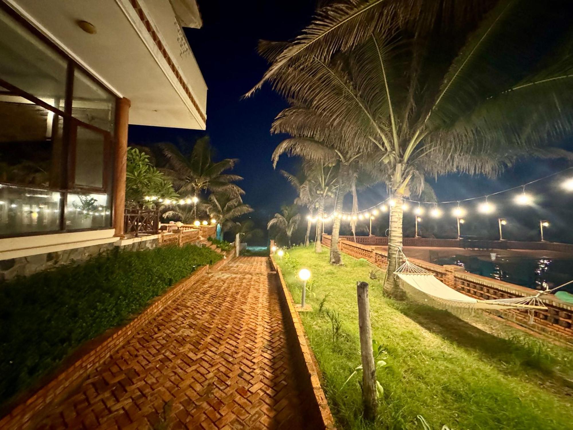 Blue Sailing Resort - Canh Buom Xanh Xom Tram Εξωτερικό φωτογραφία